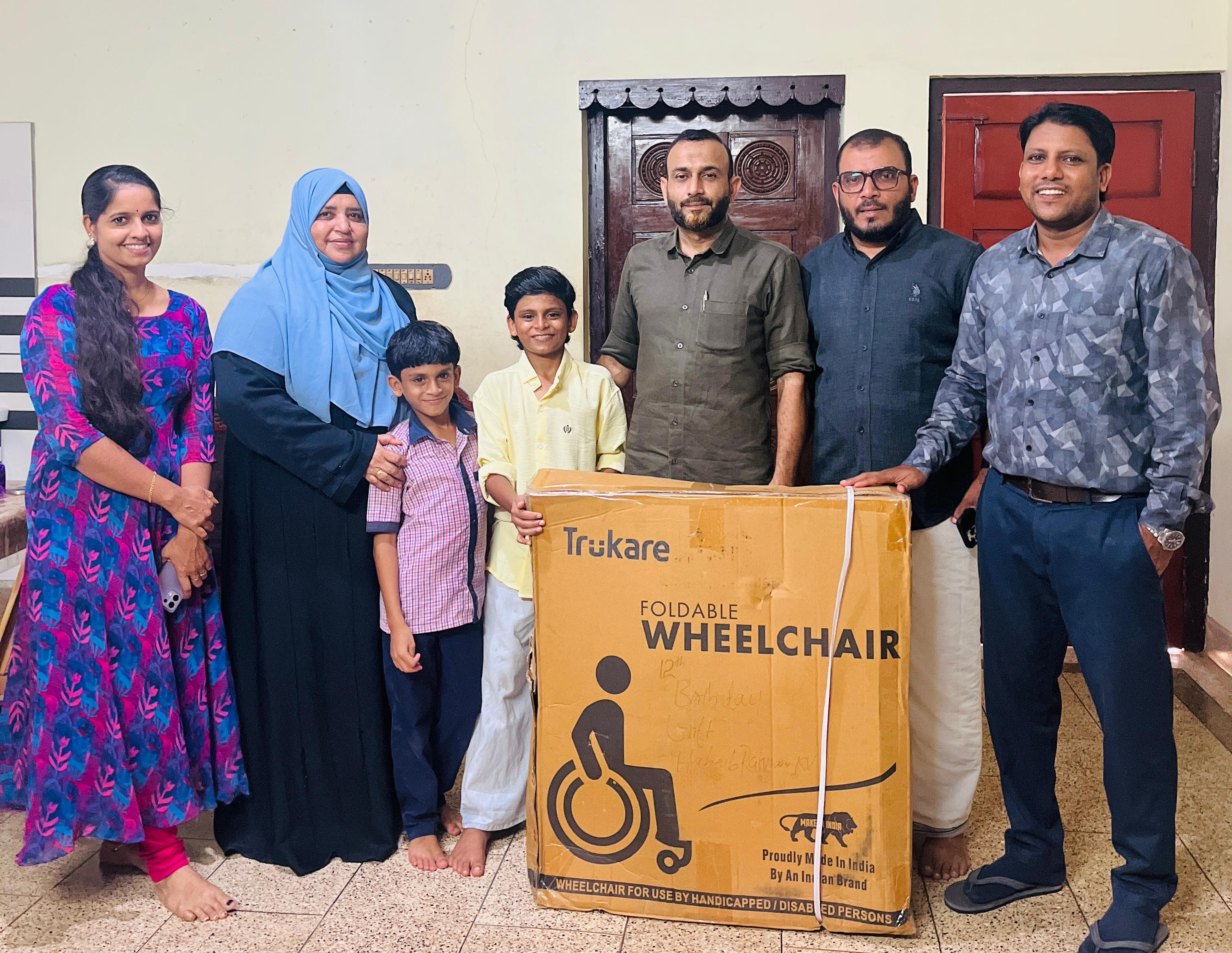 ജന്മദിനത്തിൽ വീൽചെയർ നൽകി മാതൃകയായി ആറാം ക്ലാസ് വിദ്യാർത്ഥി ഹബീബ് റഹ്മാൻ